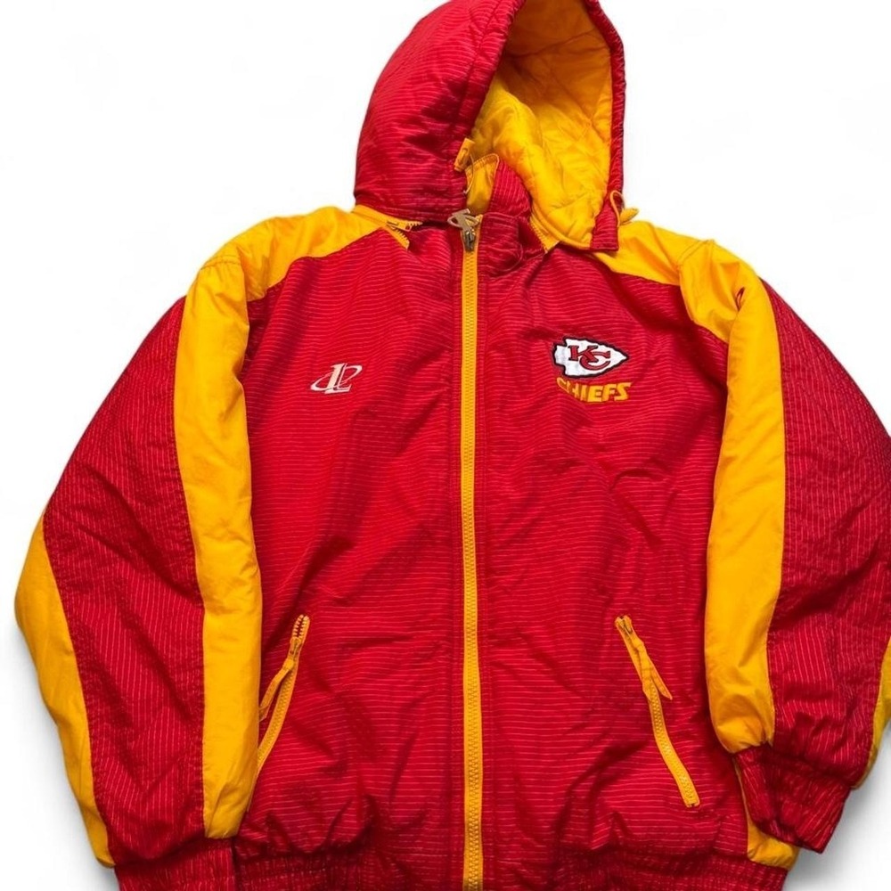 Vintage Kansas City Chiefs logo athletic NFL puffer coat size XL
